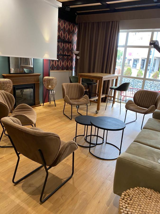 Hotel Ibis Etienne - La Terrasse