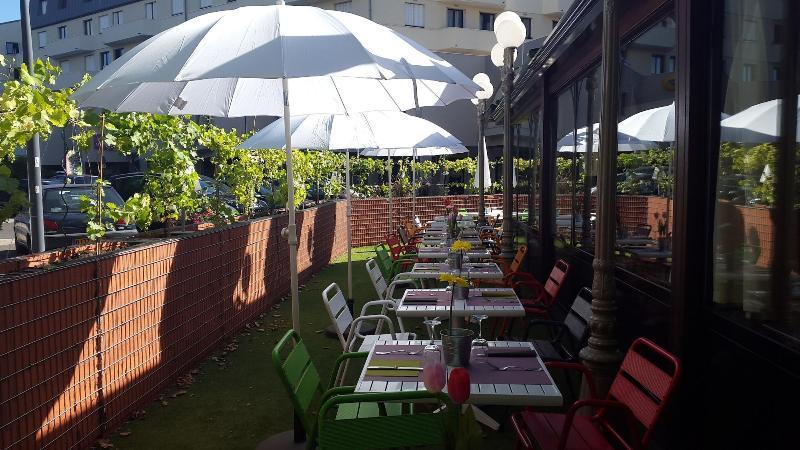 Hotel Ibis Etienne - La Terrasse