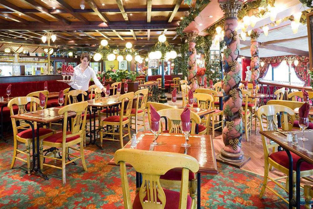 Hotel Ibis Etienne - La Terrasse